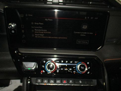 Used 2024 GMC Sierra 2500 AT4 w/ AT4 Premium Plus Package image 52