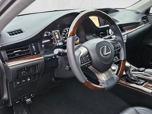 Used 2016 Lexus ES 350 image 10