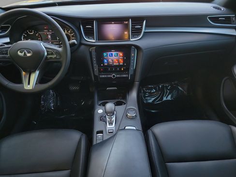 Used 2021 INFINITI QX50 Luxe w/ Appearance Package image 9
