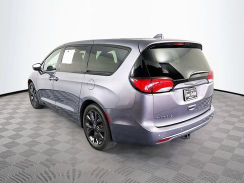Used 2019 Chrysler Pacifica Touring Plus w/ S Appearance Package FWD image 5