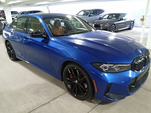 Used 2023 BMW M340i xDrive w/ Premium Package AWD/4WD image 3