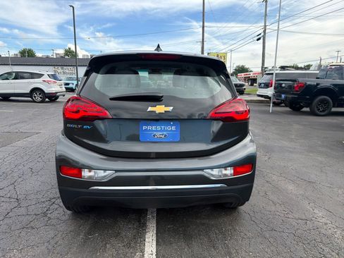 Used 2019 Chevrolet Bolt LT FWD image 4