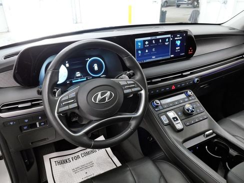 Used 2024 Hyundai Palisade Limited AWD/4WD image 11