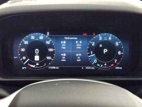 Used 2026 Land Rover Discovery S AWD/4WD image 15