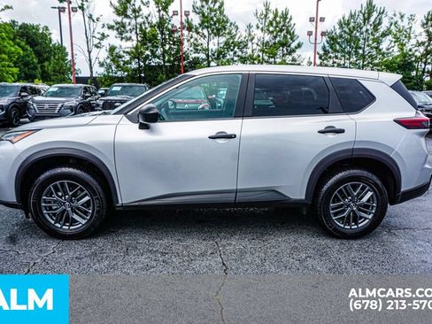 Used 2024 Nissan Rogue S FWD image 7