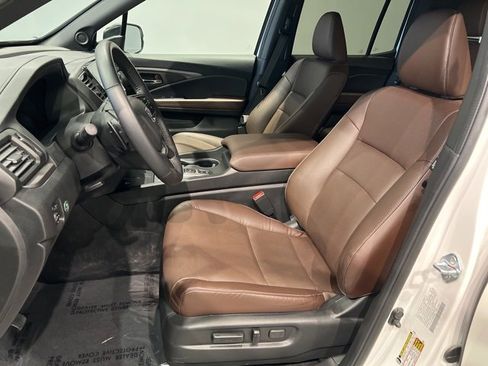 Used 2025 Honda Ridgeline RTL image 25