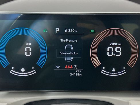 Used 2025 Hyundai Tucson SEL image 19