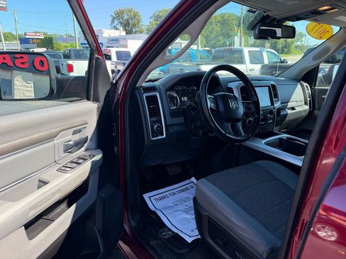 Used 2017 RAM 1500 Big Horn AWD/4WD image 9