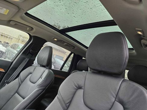 Used 2025 Volvo XC90 B6 Plus w/ Protection Package Premier image 27