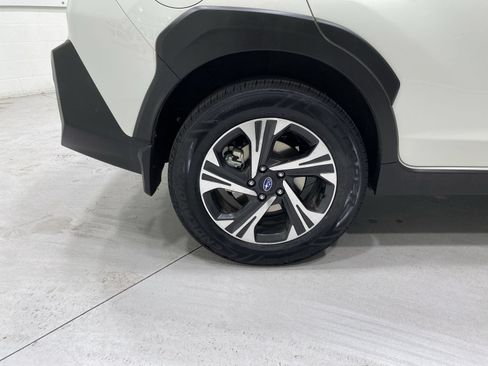 Used 2024 Subaru Crosstrek 2.0i Premium AWD/4WD image 10