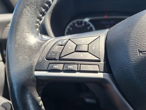 Used 2022 Nissan Sentra SV FWD image 13