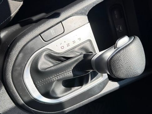 Certified 2023 Kia Forte LXS FWD image 17