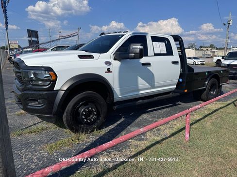 Used 2024 RAM 5500 Tradesman w/ Max Tow Package AWD/4WD image 2