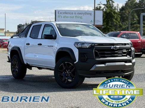 New 2025 Chevrolet Colorado Trail Boss w/ Midnight Edition image 5
