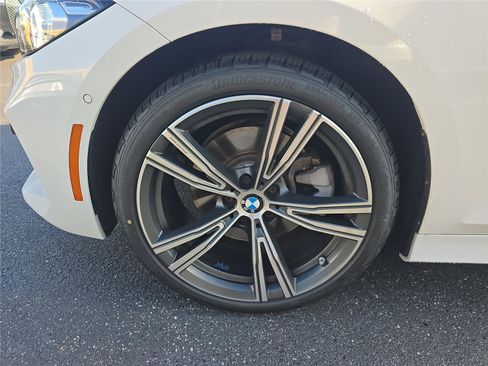 Used 2023 BMW 330i Sedan w/ Premium Package RWD image 6