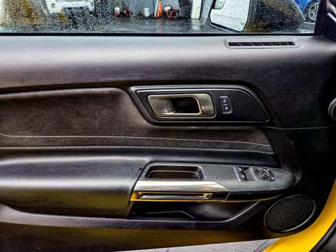 Used 2018 Ford Mustang Shelby GT350 image 20