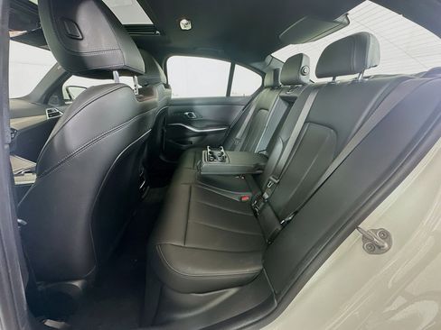 Used 2025 BMW 330i Sedan RWD image 29