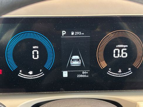 Used 2025 Hyundai Tucson SEL FWD image 42
