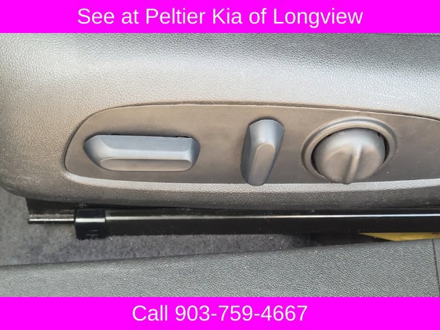 Used 2024 Chevrolet Malibu LT FWD image 17