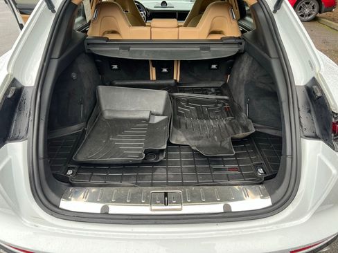 Used 2018 Porsche Panamera 4S image 16