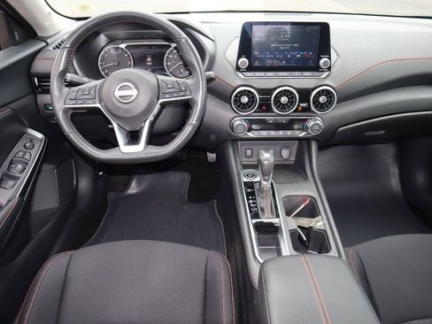 Certified 2024 Nissan Sentra SR FWD image 13