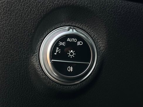 Used 2023 Mercedes-Benz C 43 AMG 4MATIC Sedan image 70