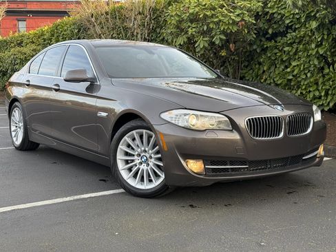 Used 2013 BMW 535i xDrive 535i xDrive image 1