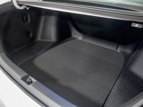 New 2025 Honda Accord SE image 9