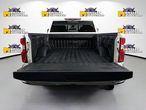 Used 2020 Chevrolet Silverado 2500 LTZ w/ LTZ Premium Package AWD/4WD image 27