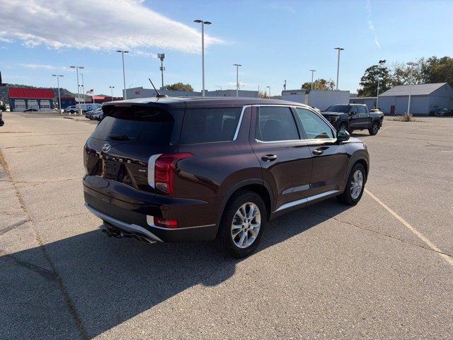 Used 2021 Hyundai Palisade SE AWD/4WD image 3