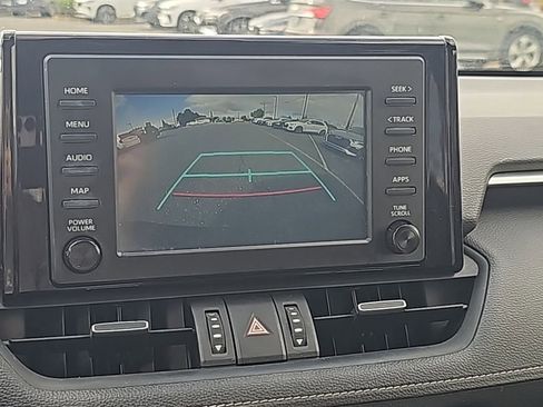 Used 2019 Toyota RAV4 XLE Premium w/ Cold Weather Package image 9