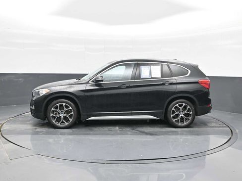 Used 2022 BMW X1 xDrive28i w/ Convenience Package image 9