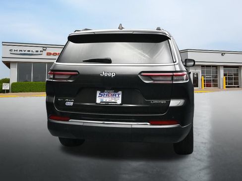 Used 2022 Jeep Grand Cherokee L Limited AWD/4WD image 4