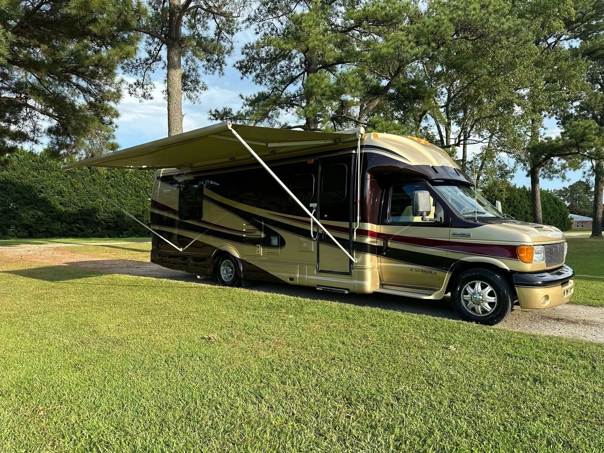 Used 2006 Ford E-450 and Econoline 450 RWD image 5