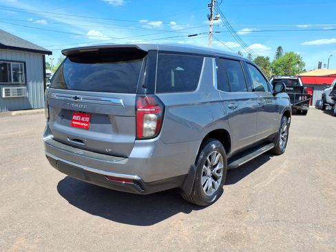 Used 2022 Chevrolet Tahoe LT w/ Luxury Package AWD/4WD image 6