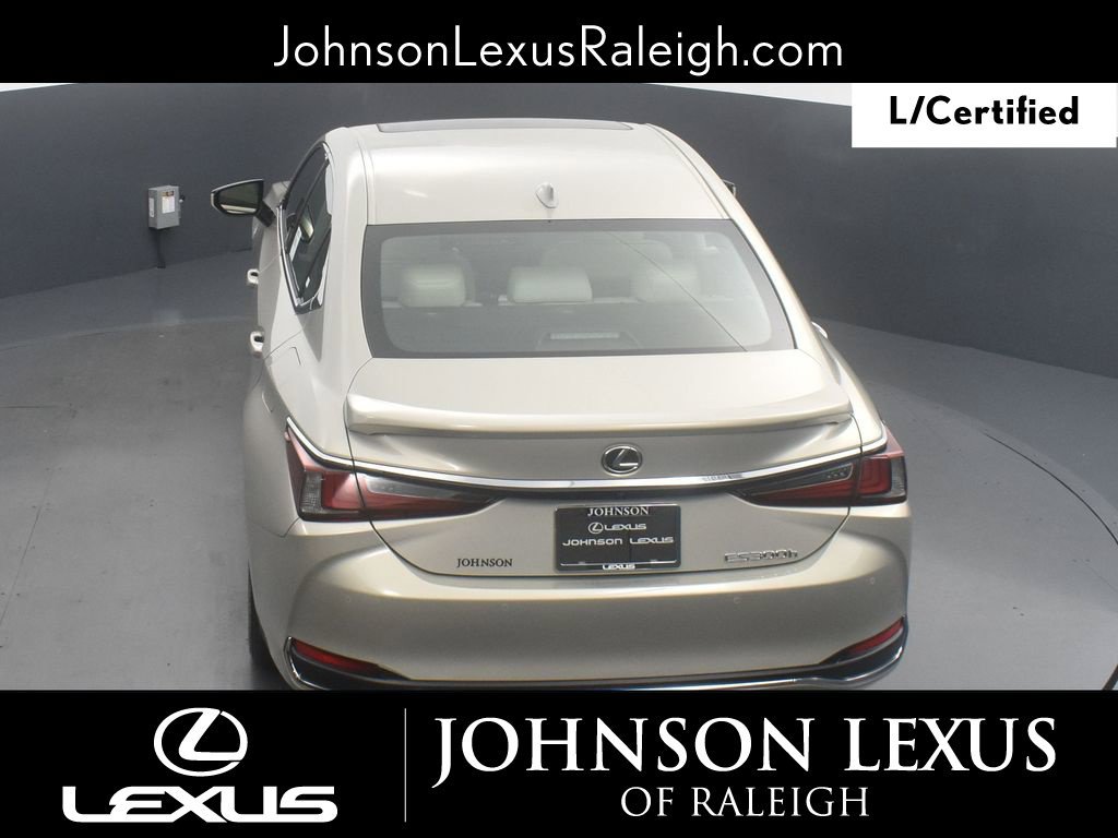 Used 2025 Lexus ES 300h w/ Technology Package FWD image 27