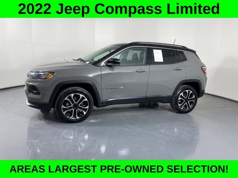 Used 2022 Jeep Compass Limited w/ Sun and Sound Group image 3
