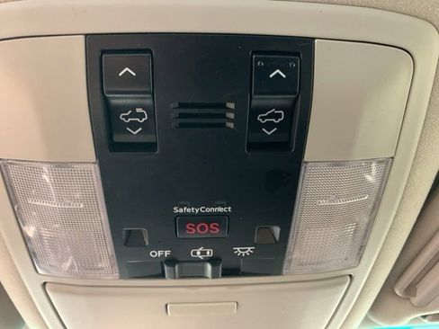 Used 2014 Lexus GX 460 w/ Premium Package AWD/4WD image 23