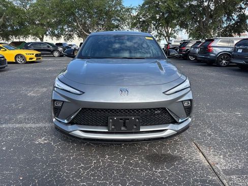 Used 2025 Buick Envista Sport Touring w/ Convenience I Package image 11