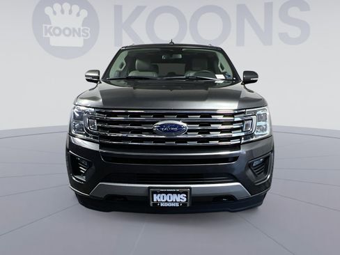 Used 2020 Ford Expedition XLT w/ Equipment Group 202A AWD/4WD image 4