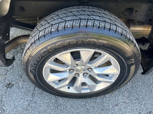 Used 2021 Chevrolet Silverado 1500 Custom AWD/4WD image 21