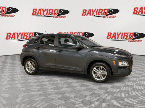 Used 2021 Hyundai Kona SE image 2