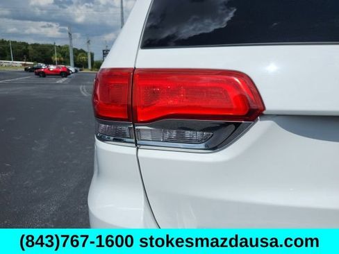 Used 2015 Jeep Grand Cherokee Overland RWD image 34