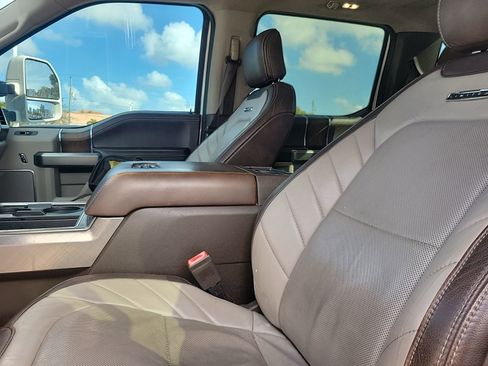 Used 2019 Ford F250 Limited w/ FX4 Off-Road Package image 25