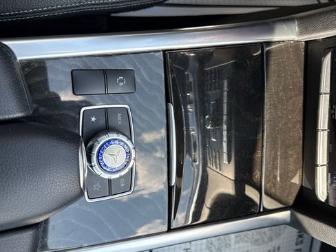 Used 2014 Mercedes-Benz E 350 4MATIC Sedan w/ Premium 1 Package image 20