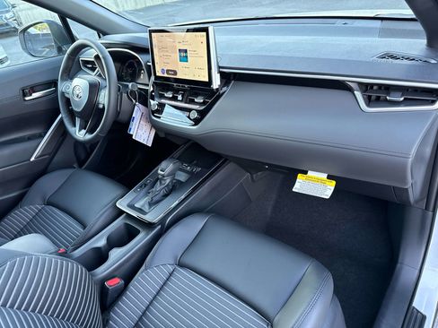 New 2026 Toyota Corolla Cross AWD Hybrid w/ Convenience Package image 17