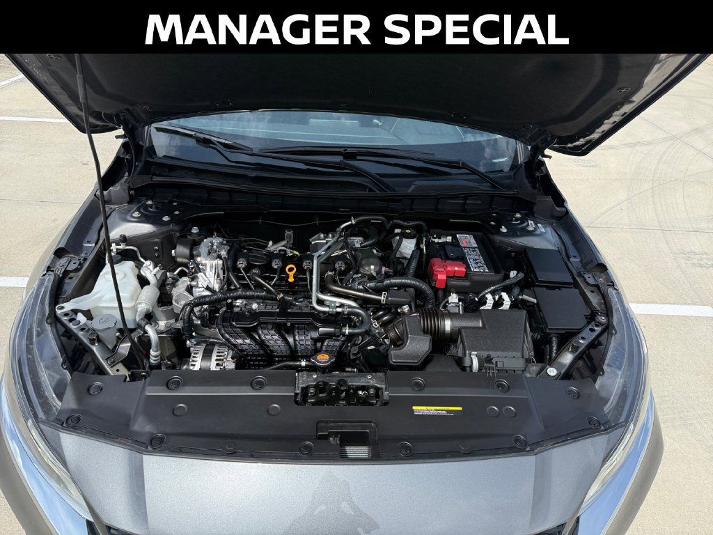 Used 2025 Nissan Altima 2.5 S FWD image 19