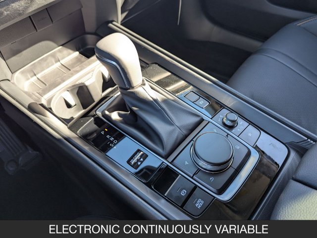 Used 2026 MAZDA CX-50 AWD 2.5 Hybrid w/ Premium Pkg image 18