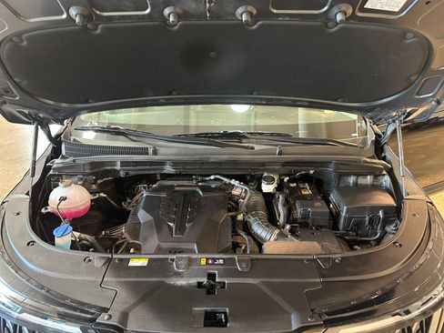Used 2026 Kia Carnival FWD image 35