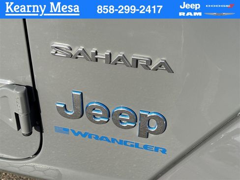 Used 2023 Jeep Wrangler Unlimited Sahara image 8
